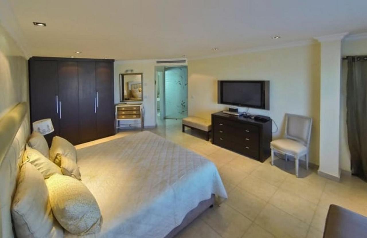 Villa Family Eilat With Heated Pool Exterior photo
