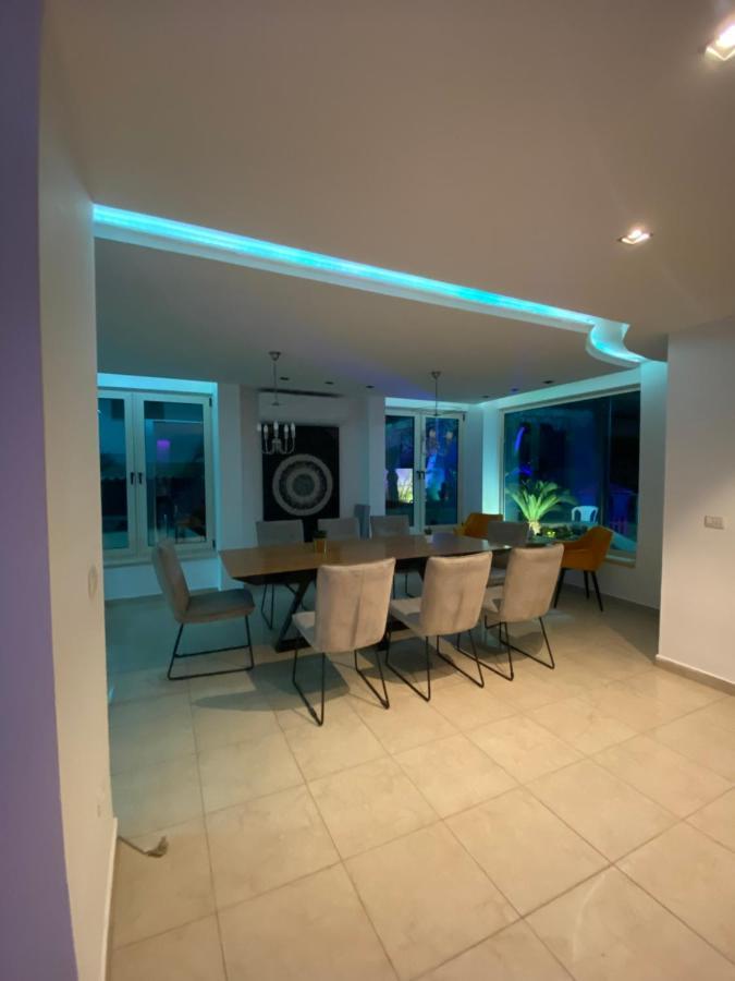 Villa Family Eilat With Heated Pool Exterior photo